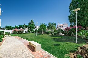 Santa Luzia Residence by MarsAlgarve