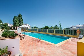 Santa Luzia Residence by MarsAlgarve