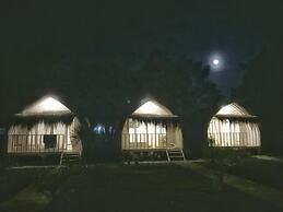 Maleo Moyo Seaside Resort