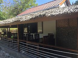 Maleo Moyo Seaside Resort