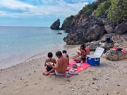 Maleo Moyo Seaside Resort