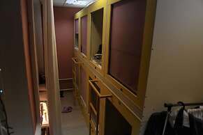 Capsule Hostel Yes