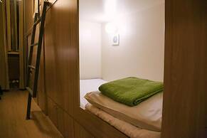 Capsule Hostel Yes