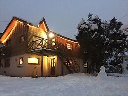Cabanas Los Abuelos Melipal