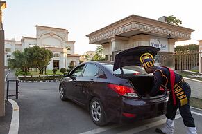 The Competent Palace Hotel