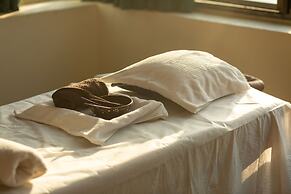 The Competent Palace Hotel