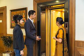 The Competent Palace Hotel