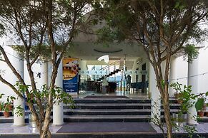 The Competent Palace Hotel