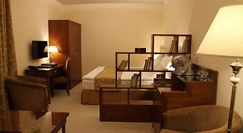 Weiler Hotel