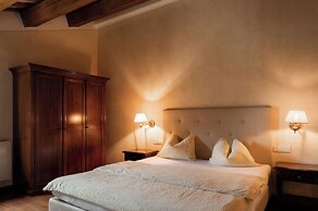 Poggio Antico - Suites and Breakfast