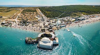 Noa Island Retreat