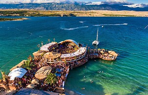Noa Island Retreat