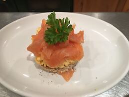 St Raphael Guest House