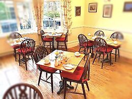 St Raphael Guest House