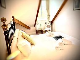 St Raphael Guest House