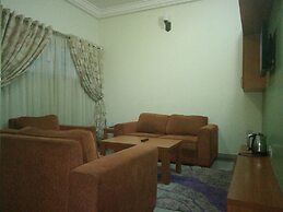 Ozom Hotel