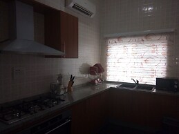 Ozom Hotel
