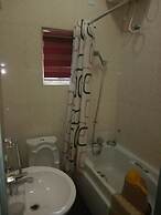 Ozom Hotel