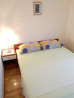 Astramaris Apartments