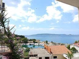 Astramaris Apartments