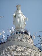 Louis V Hotel Beirut