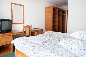 Lobogó Resort