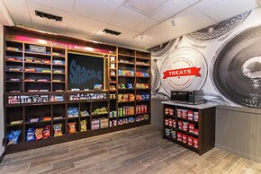 Hampton Inn & Suites Allen Park