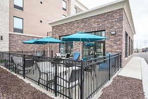 Hampton Inn & Suites Allen Park
