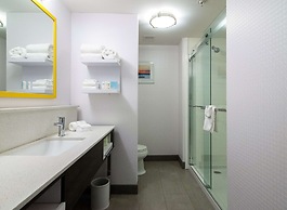 Hampton Inn & Suites Allen Park