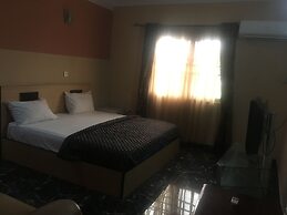 Bucker's Palace Hotel