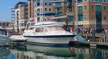 Motor Yacht Calypso