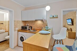 Piata Sfatului Studio