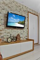 Piata Sfatului Studio