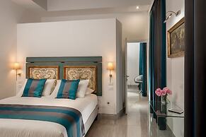 GCF Luxury Suites, Guest House