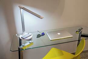 GCF Luxury Suites, Guest House