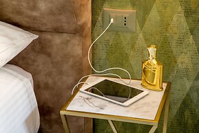 GCF Luxury Suites, Guest House