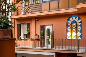 GCF Luxury Suites, Guest House