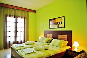 Sunday Summer Resort