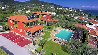 Sunday Summer Resort