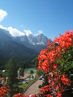 Bella Italia & Efa Village