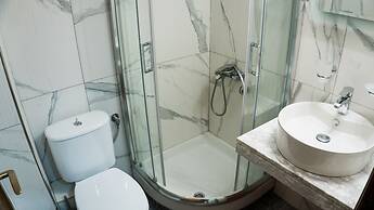 Milonas House Apartments