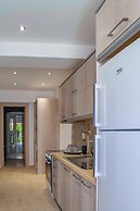 Milonas House Apartments