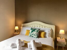 AwesHome - Lungarno Bellavista Penthouse