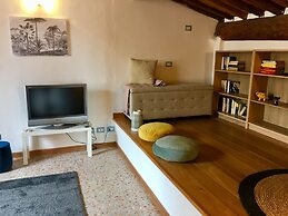 AwesHome - Lungarno Bellavista Penthouse