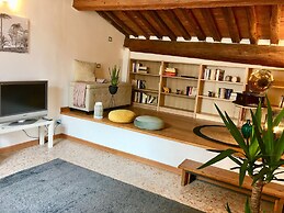 AwesHome - Lungarno Bellavista Penthouse