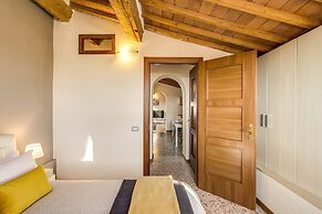 AwesHome - Lungarno Bellavista Penthouse