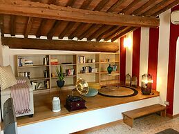 AwesHome - Lungarno Bellavista Penthouse