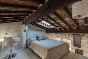 Accademia Luxury Loft