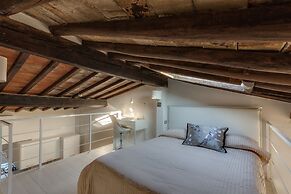 Accademia Luxury Loft