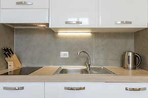 Beautiful & Modern Repubblica